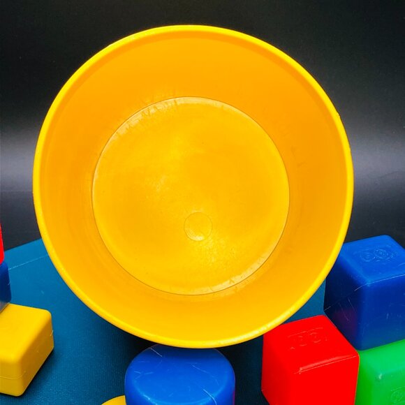1977 Fisher Price Baby's First Blocks Shape Sorter Yellow Bucket Blue Lid - Picture 5 of 10